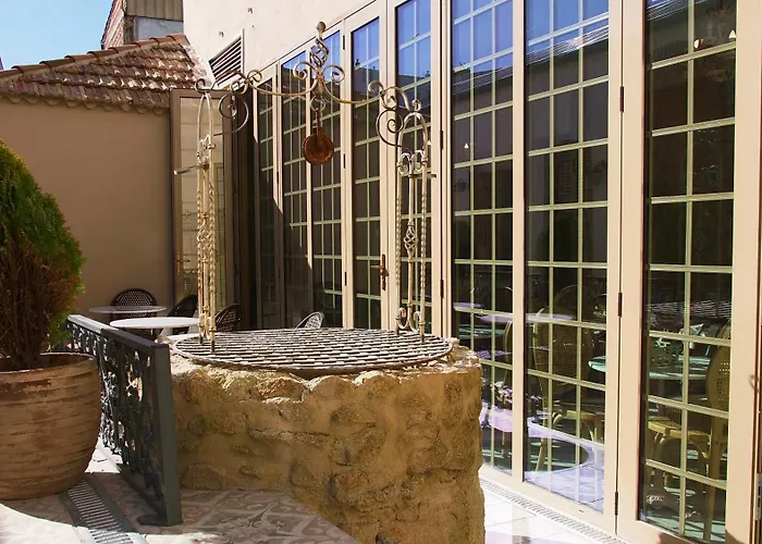 Boutique Cata & Rose Hotel *